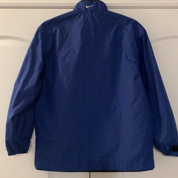 EUC Boys Nike lined rain jacket - Picture 7 of 14